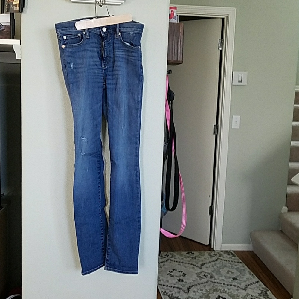 New Women's Gap jeans. Slim straight. Size 27